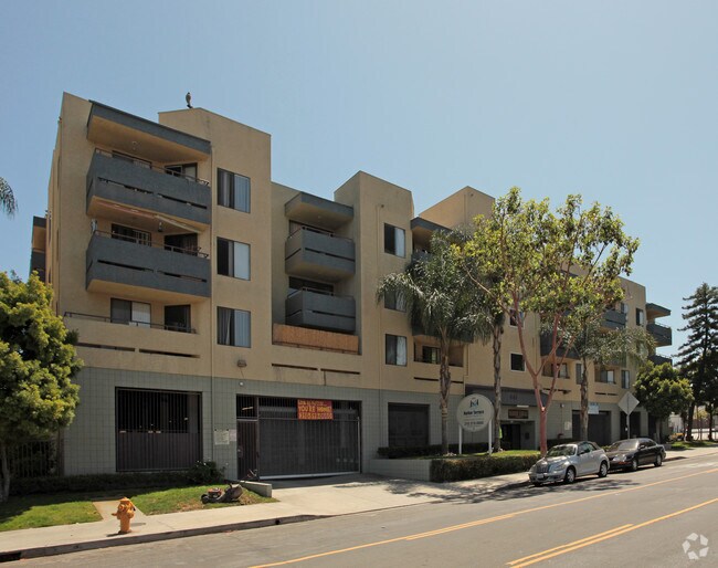 Harbor Terrace Apartments San Pedro, CA