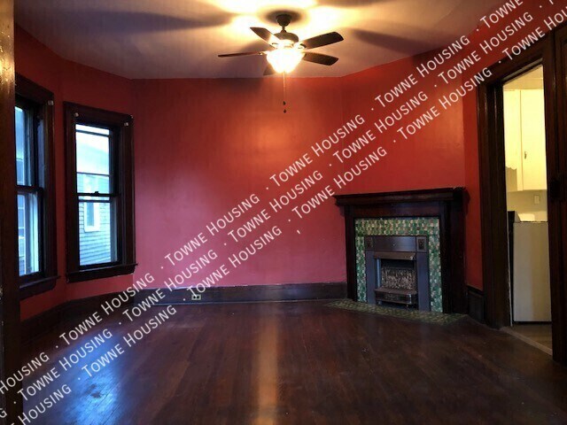 Building Photo - 527 Massachusetts Ave