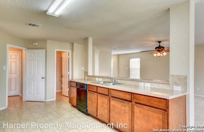 Foto del edificio - 4 br, 2.5 bath House - 3007 Candleside Dr