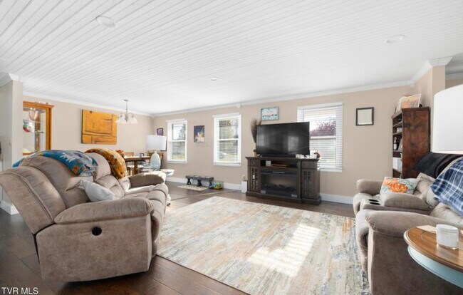 Foto del edificio - 2916 Newbern Dr