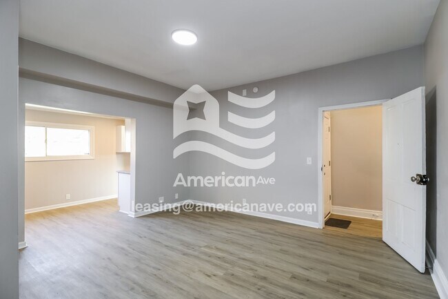 Foto del edificio - 211#3 East Southern Avenue, 41015; #724646 - 724646