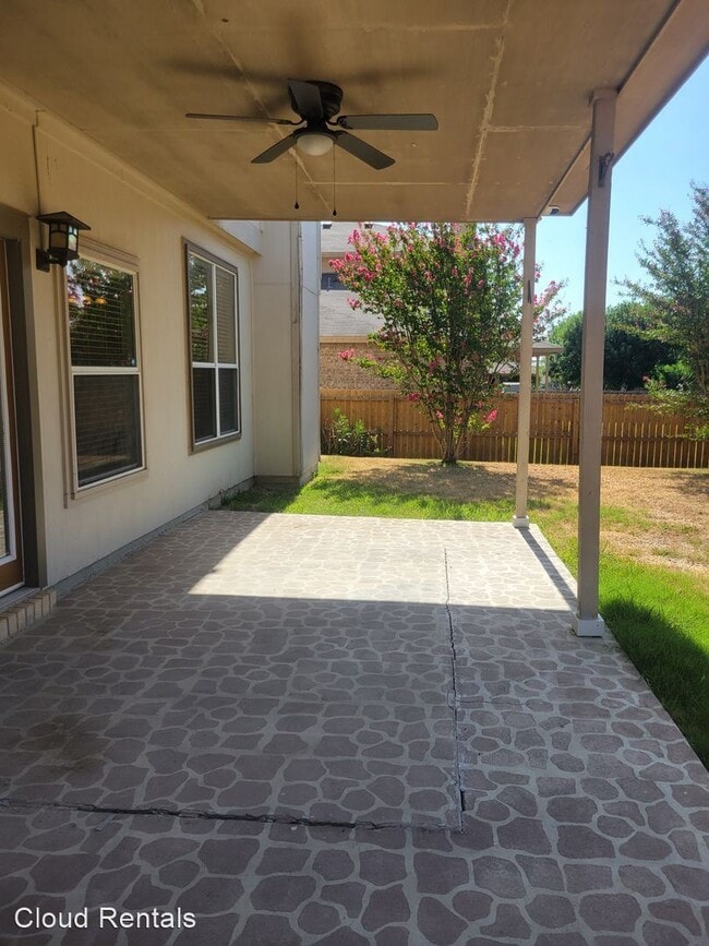 Building Photo - 4 br, 2.5 bath House - 502 Prospector Trail