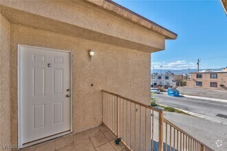 Building Photo - 6983 Appleton Dr