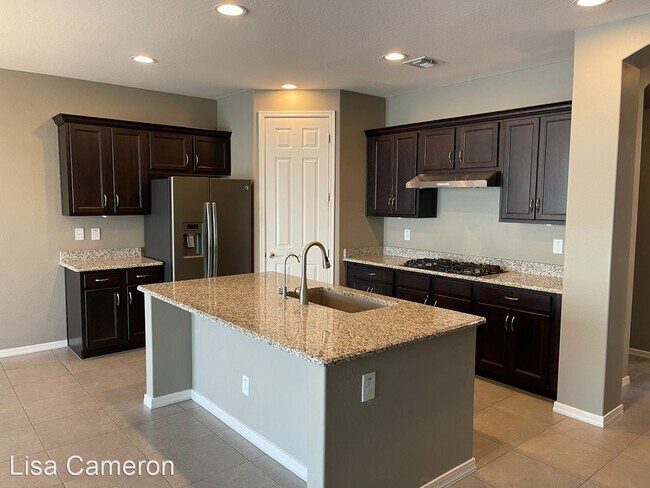 Foto del edificio - 3 br, 2 bath House - 3716 E Ebano St