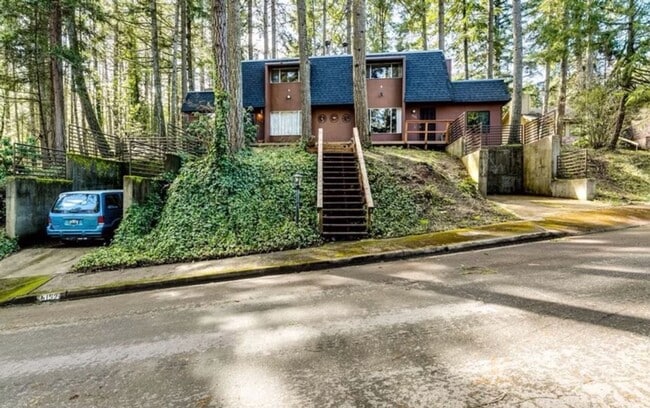Foto del edificio - 3 bedroom 2 bathroom duplex in South Eugene!