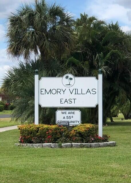 Foto del edificio - 2715 Emory Dr Dr E