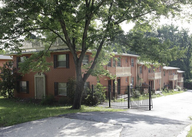 Foto del edificio - 37 Wadley St NW