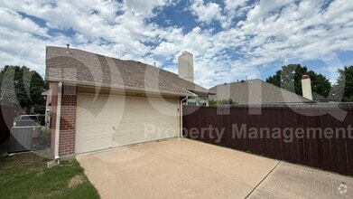 Building Photo - 11317 Oxford Pl