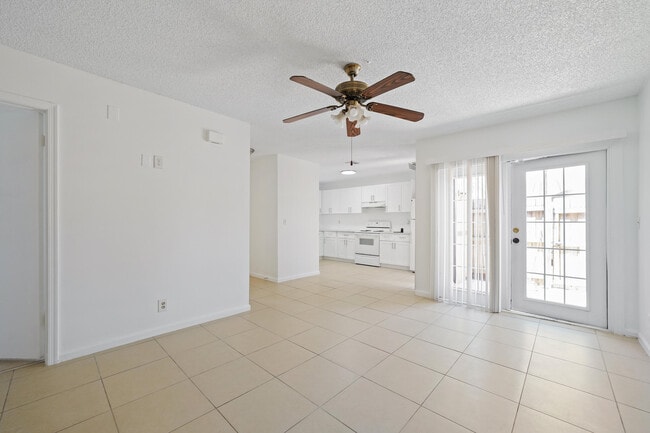 Building Photo - 11879 Sturbridge Ln