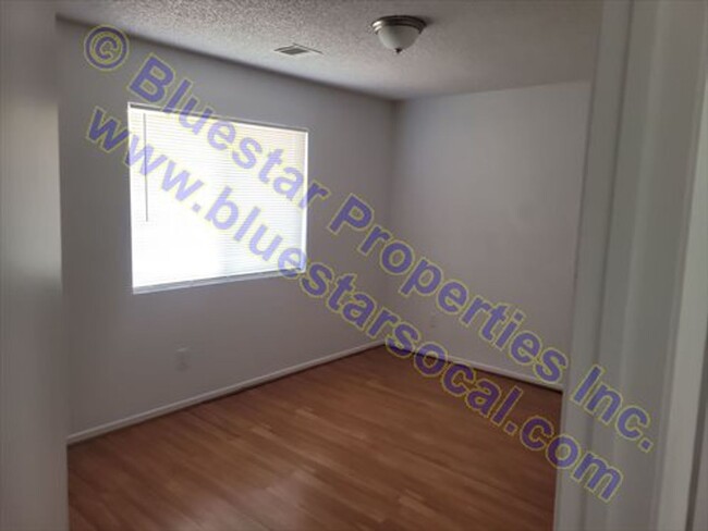 Building Photo - 11246C