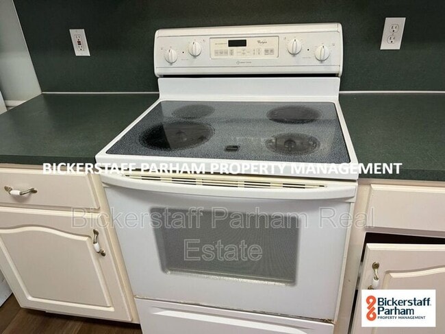 Foto del edificio - 6226 Bayberry Dr