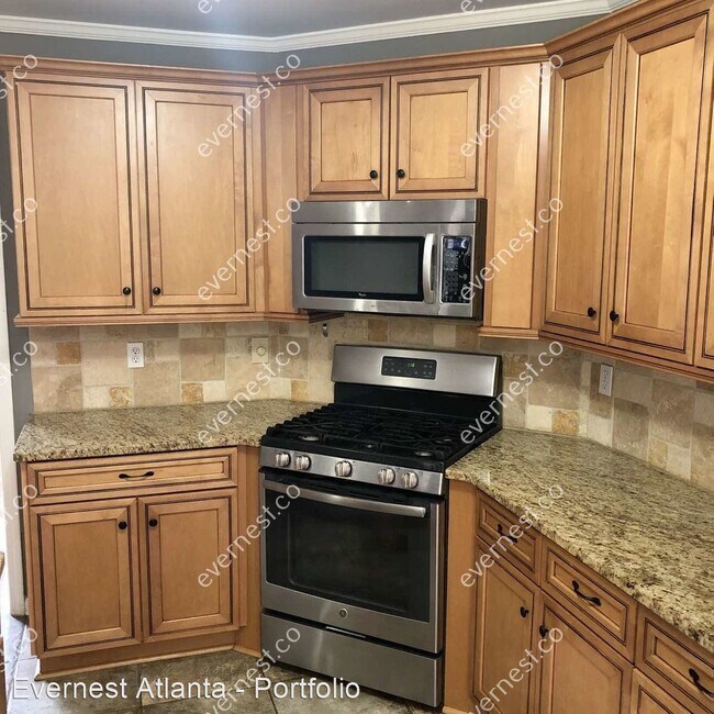 Foto del edificio - 4 br, 3 bath House - 790 River Overlook Dr