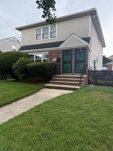 Foto principal - 235 Jefferson Ave