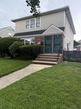 Building Photo - 235 Jefferson Ave