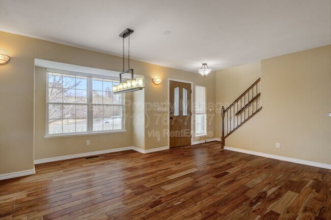 Building Photo - 6160 Bestview Way