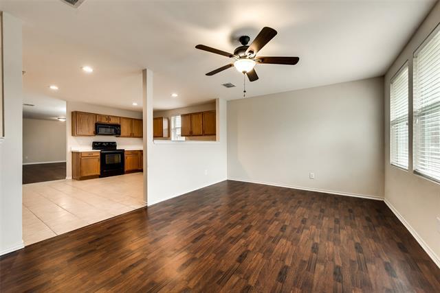 Foto del edificio - 716 Rainsville Dr