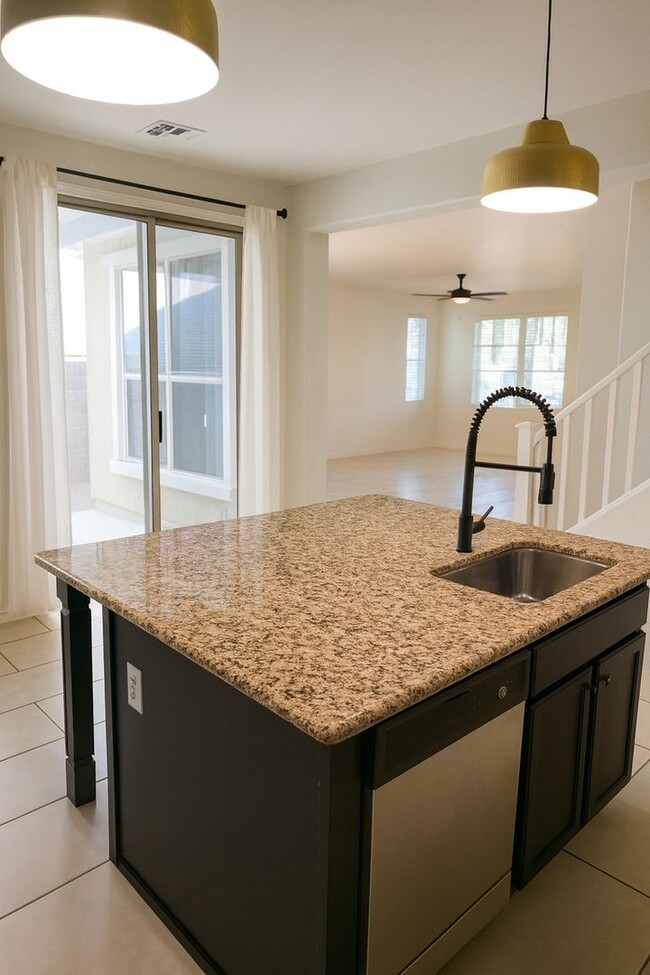 Foto del edificio - 21008 W Ridge Rd
