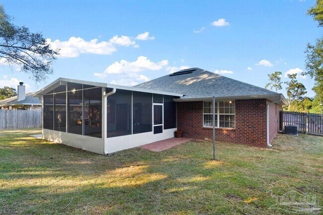 Building Photo - 547 Shiloh Dr