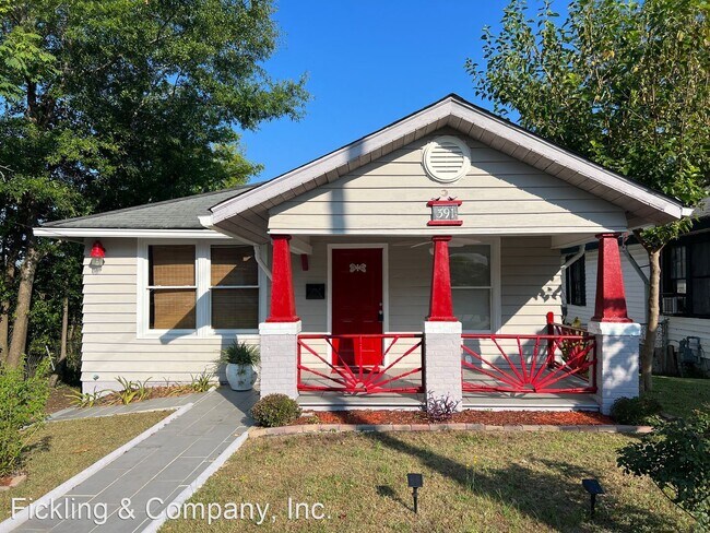 Building Photo - 3 br, 2 bath House - 391 Madison St