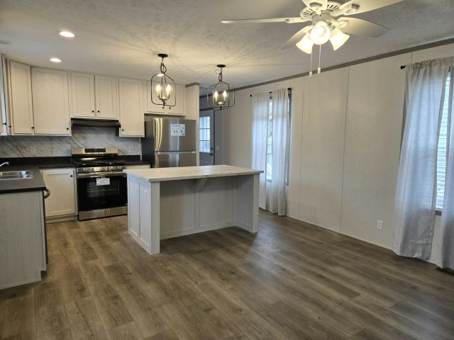 Foto principal - 26 115th Ln NE