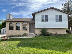 Building Photo - 2797 Saris Cir