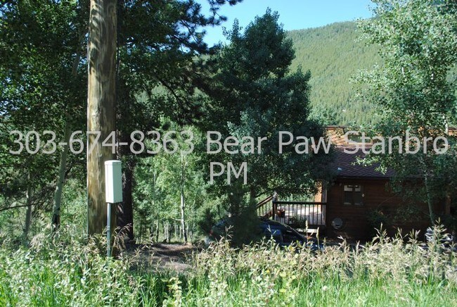 Foto del edificio - 122 Meadow Ln