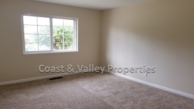 Foto del edificio - Lovely South Salinas Home!