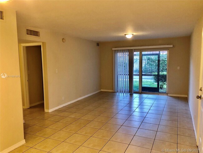 Building Photo - 2824 NW 55th Ave
