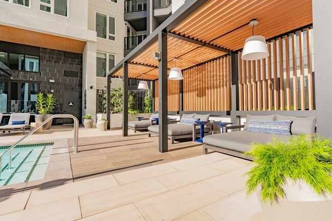 Building Photo - Revery