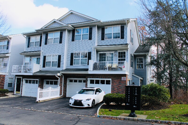 3613 Scenic Ct, Denville, NJ 07834 Townhome Rentals in Denville NJ
