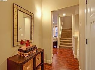 Foto del edificio - 4 br, 3.5 bath House - 14301 SW Burlwood Ln
