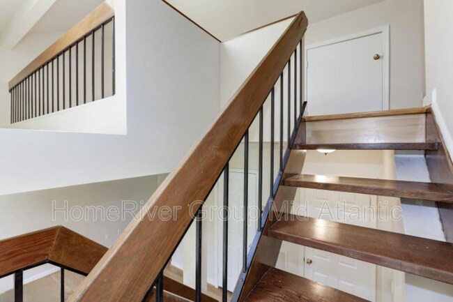 Foto del edificio - 3895 Rodman St NW