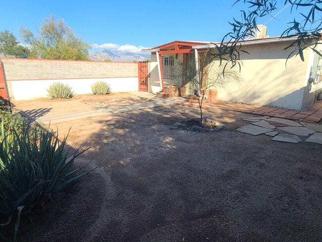 Foto del edificio - Cozy 2 bedroom 1 bathroom