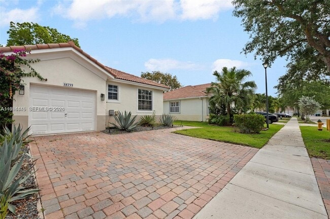Building Photo - 18755 SW 27th Ct