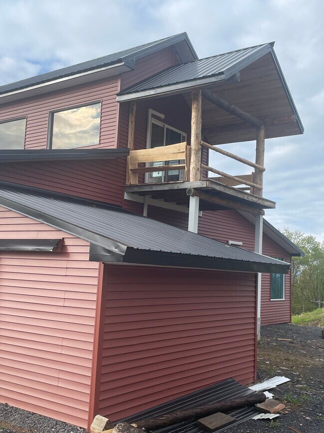 Foto del edificio - 5835 Smith Hill Rd