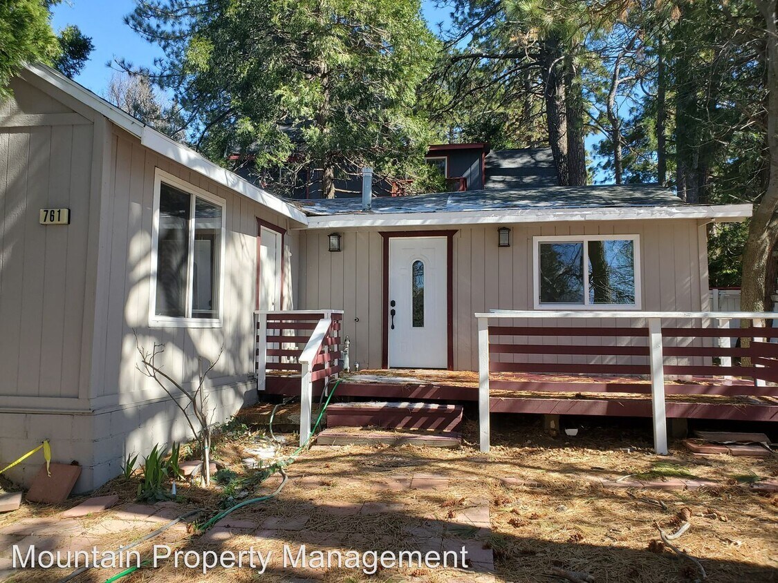 Primary Photo - 3 br, 1 bath House - 761 Arth Dr