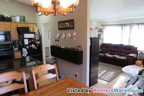 Foto del edificio - 4443 Clover Ln