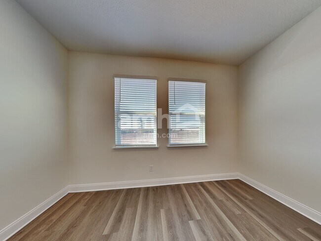 Building Photo - 16432 Willo Pines Ln