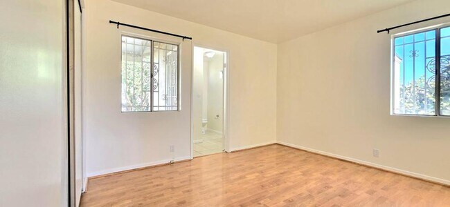 Building Photo - 4335 Elrovia Ave