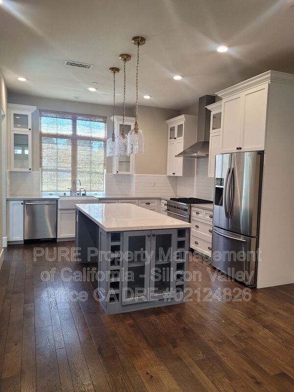 Primary Photo - 126 Lottie Ln