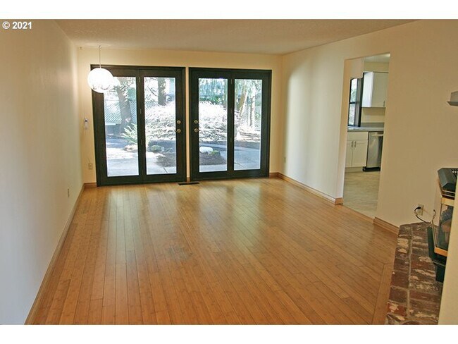 Foto del edificio - 1440 NW Saltzman Rd