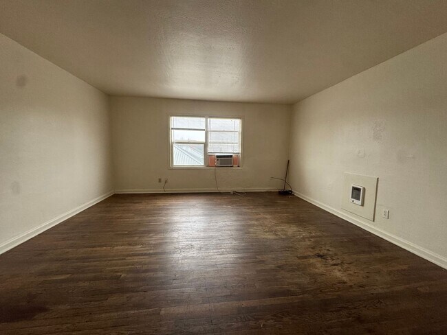 Foto del edificio - DEMJ620