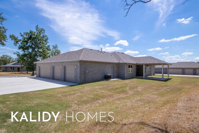 Building Photo - 1715 Kalidy Dr