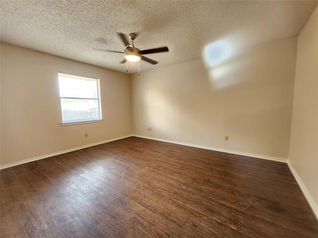 Foto del edificio - 4513 Tall Meadow Ln