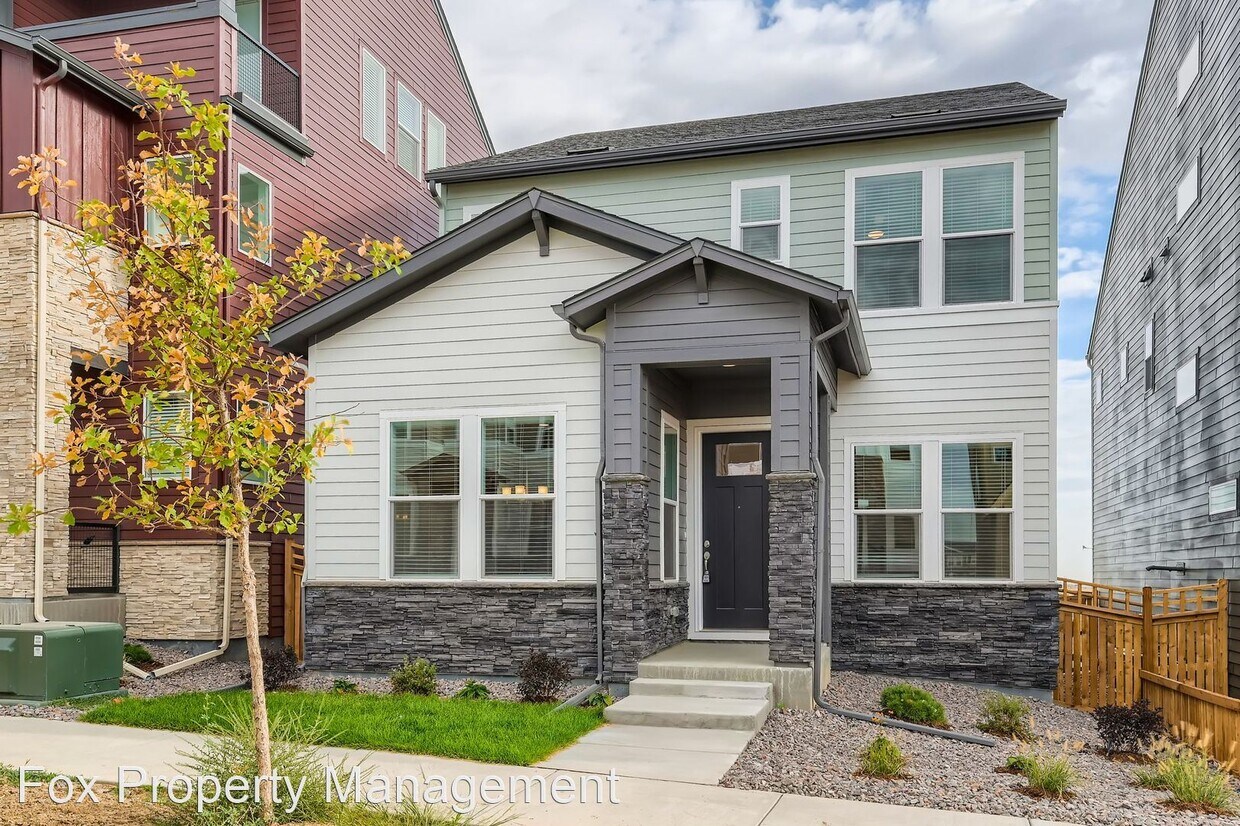 3 br, 2.5 bath House 1960 W 166th Drive House Rental in Broomfield