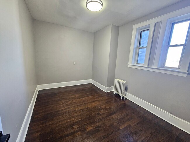 Foto del edificio - 758 Jersey Ave