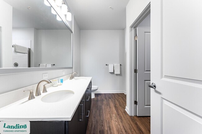 Foto del edificio - 1225 Utica Dr