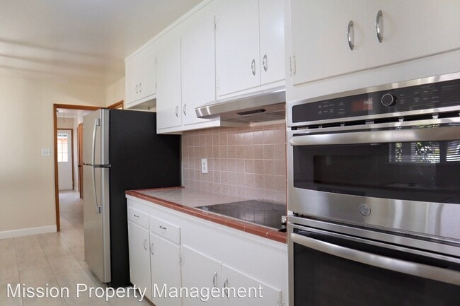 Building Photo - 4 br, 2.5 bath House - 41727 Chiltern Dr, ...