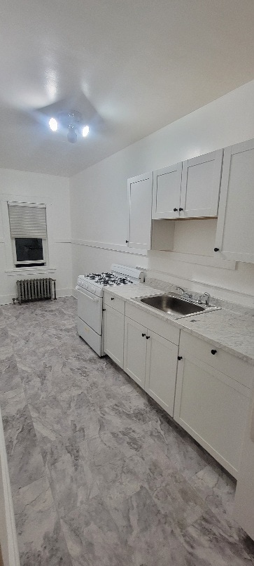 Kitchen - 155 Akron St