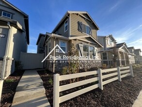 Building Photo - 7963 Arcadia Dr